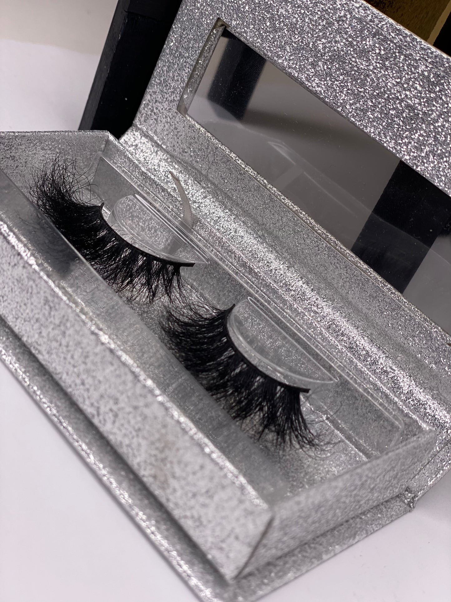Iyana 3D mink lashes