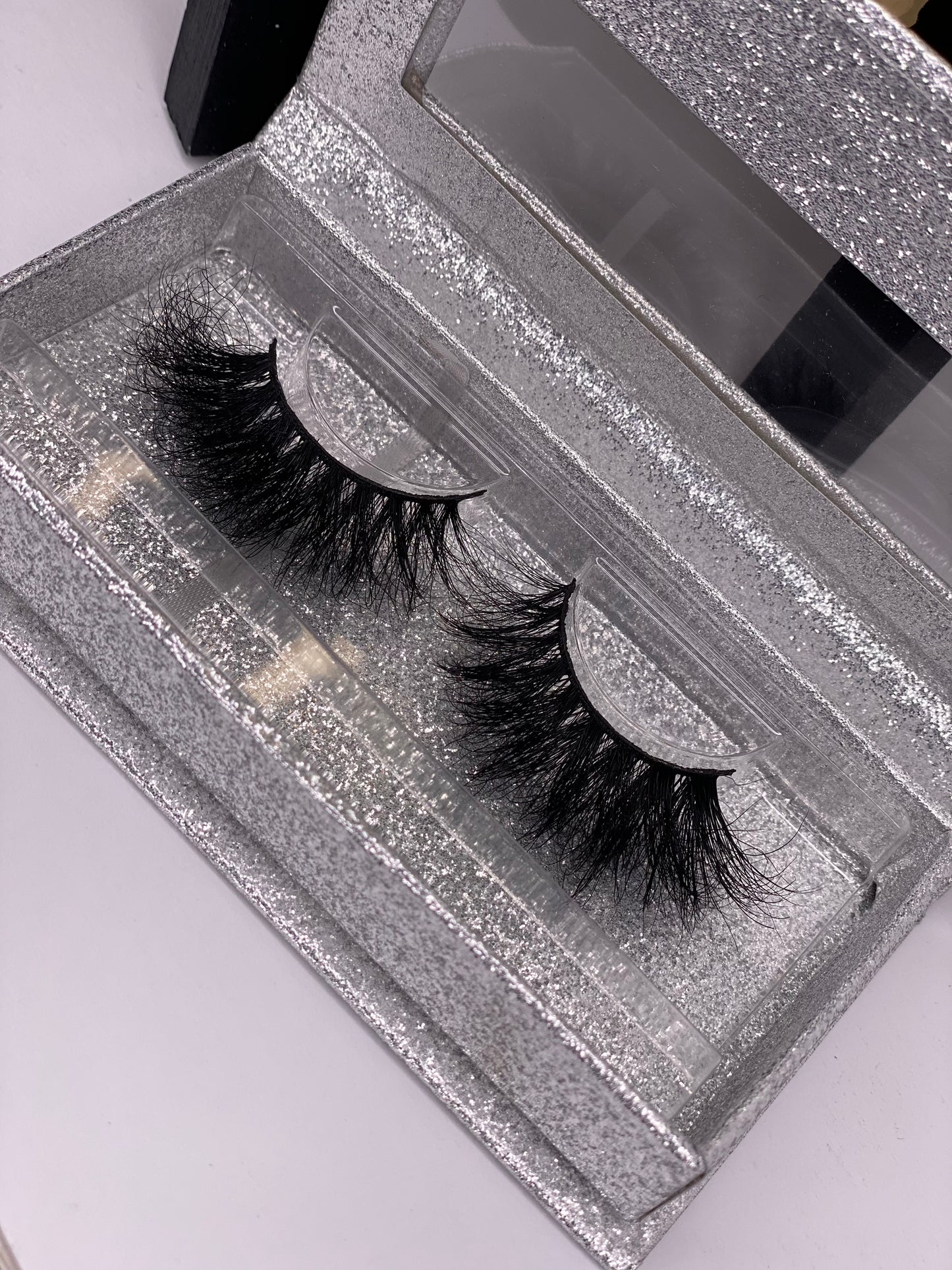 Iyana 3D mink lashes
