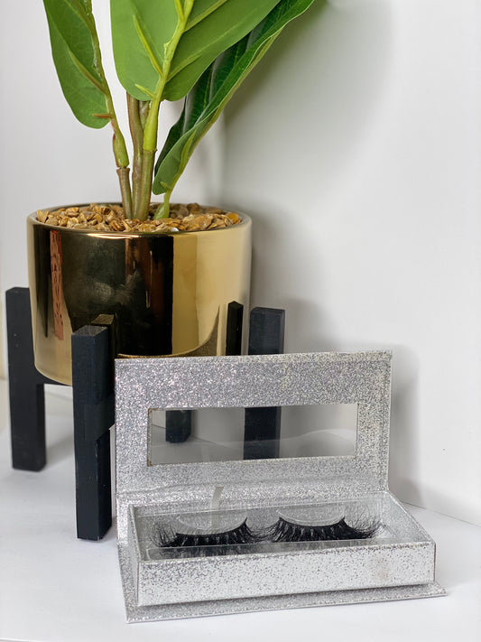 Iyana 3D mink lashes